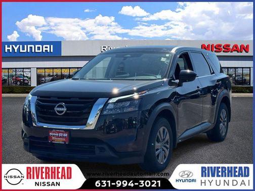 2024 Nissan Pathfinder S 4WD