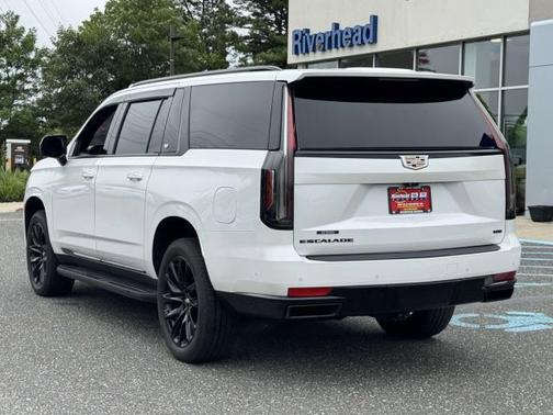 2021 Cadillac Escalade ESV Sport
