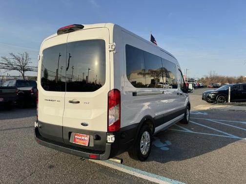 2024 Ford Transit-350 XLT