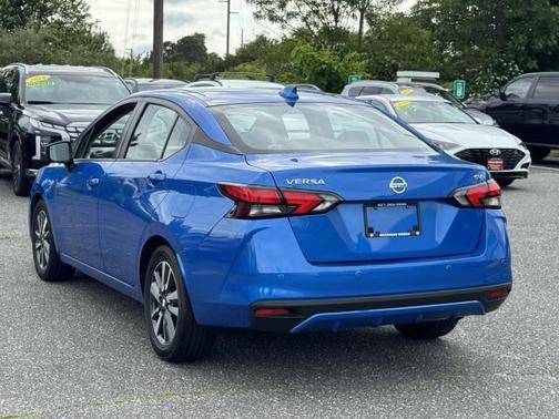 2021 Nissan Versa 1.6 SV