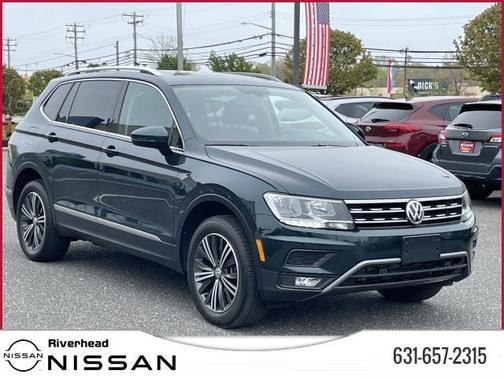Photo 3 of 30 of 2019 Volkswagen Tiguan 2.0T SEL