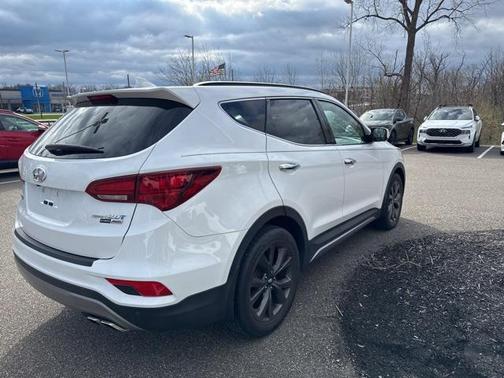 2017 Hyundai Santa Fe Sport 2.0L Turbo Ultimate