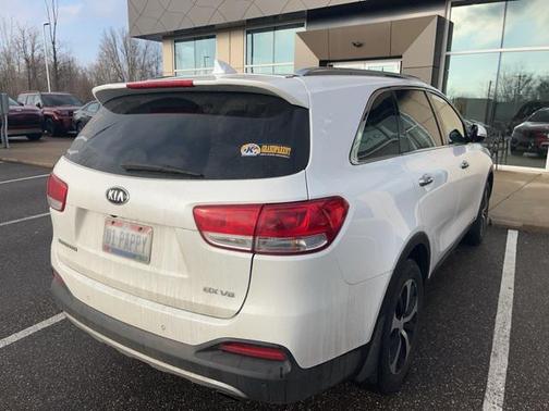 2017 Kia Sorento EX