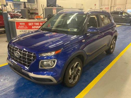 2023 Hyundai VENUE Limited