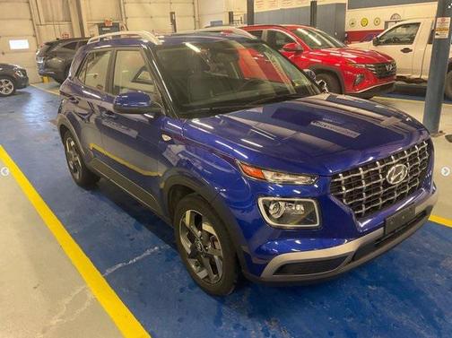2023 Hyundai VENUE Limited