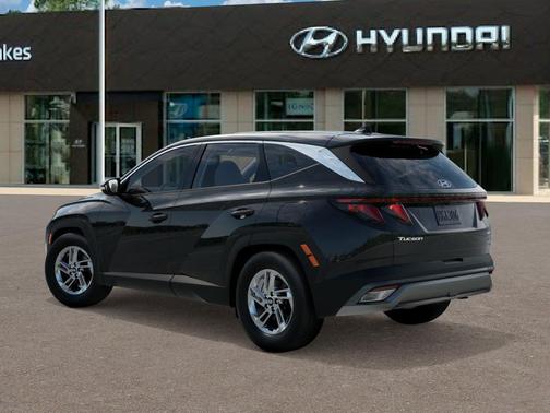 Phantom Black 2026 Hyundai TUCSON SE