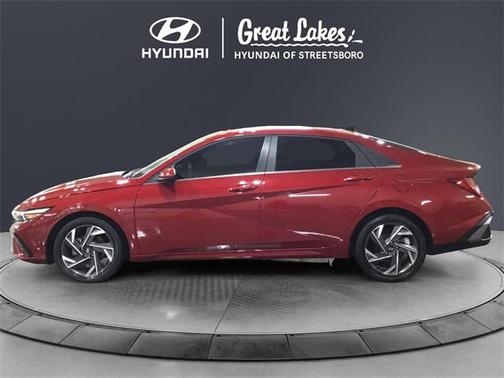 2025 Hyundai ELANTRA SEL