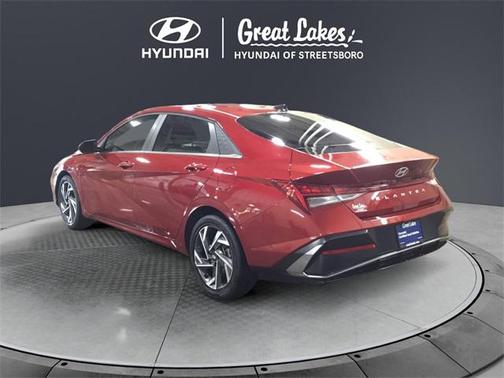2025 Hyundai ELANTRA SEL