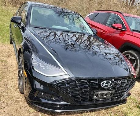 2022 Hyundai SONATA Limited