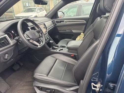 2021 Volkswagen Atlas Cross Sport 2.0T SE w/Technology 4MOTION