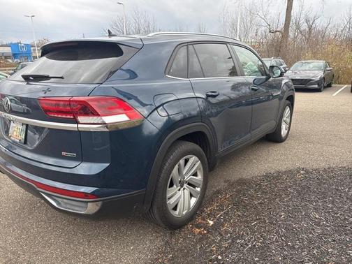 2021 Volkswagen Atlas Cross Sport 2.0T SE w/Technology 4MOTION