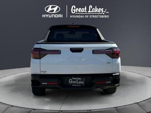 Ice White 2022 Hyundai SANTA CRUZ SEL