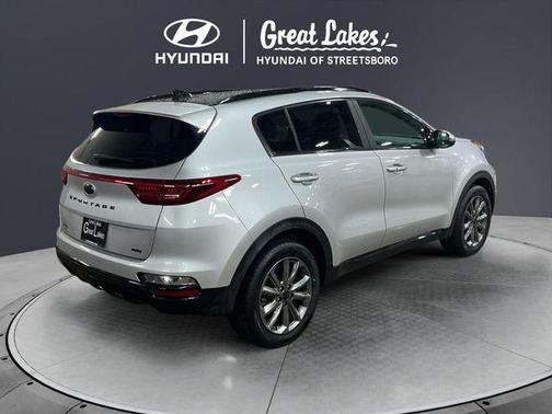 Sparkling Silver 2022 Kia Sportage S