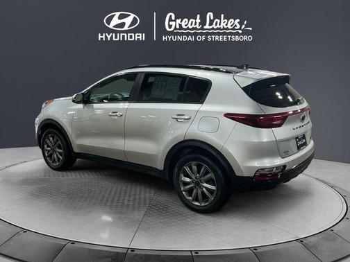 Sparkling Silver 2022 Kia Sportage S