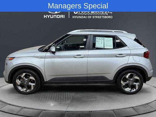 Stellar Silver 2022 Hyundai VENUE SEL