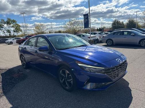 2021 Hyundai ELANTRA Limited