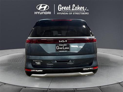 2024 Kia Carnival EX