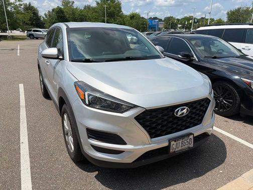 Molten Silver 2019 Hyundai TUCSON SE