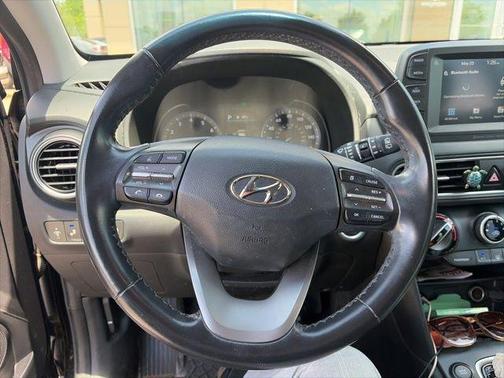 Ultra Black 2021 Hyundai KONA SEL