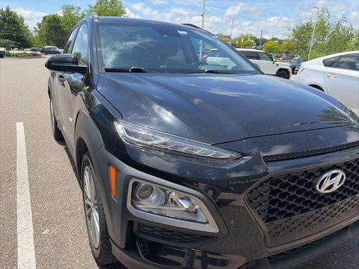 Ultra Black 2021 Hyundai KONA SEL