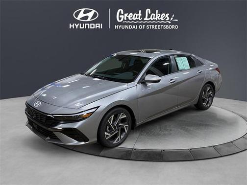 2025 Hyundai ELANTRA SEL
