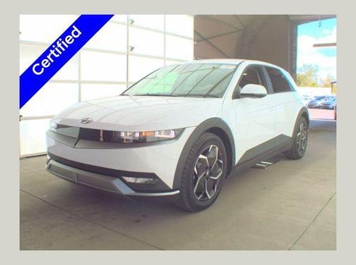 Atlas White 2024 Hyundai IONIQ 5 SE