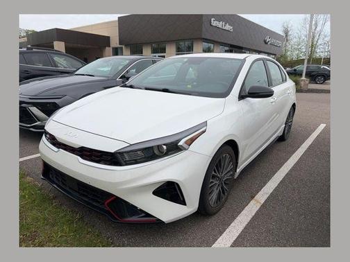 Snow White Pearl 2023 Kia Forte GT-Line