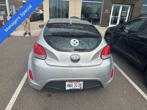 Ironman Silver Metallic 2017 Hyundai Veloster Base