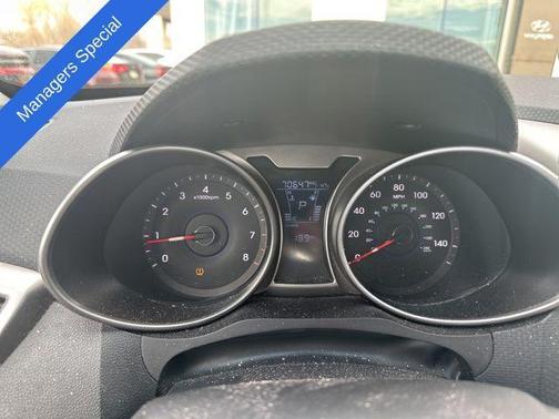 Ironman Silver Metallic 2017 Hyundai Veloster Base