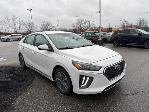 2021 Hyundai IONIQ Plug-In Hybrid SEL