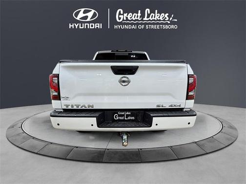 2020 Nissan Titan SL