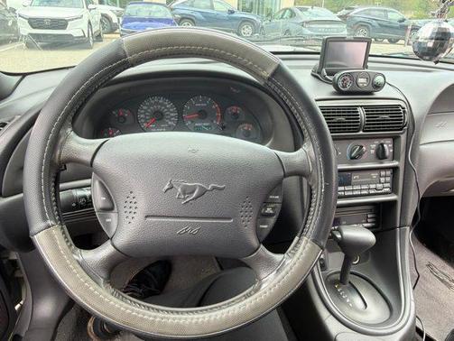 2000 Ford Mustang GT