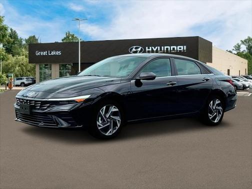 2025 Hyundai ELANTRA Limited