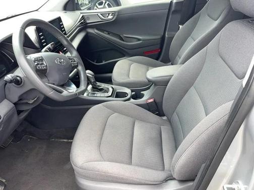 2020 Hyundai IONIQ Hybrid SE