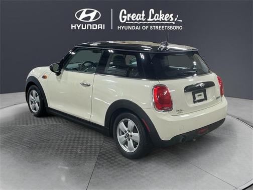 2017 MINI Hardtop Cooper