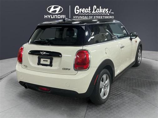 2017 MINI Hardtop Cooper