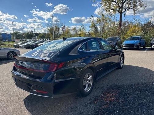 2023 Hyundai SONATA SE