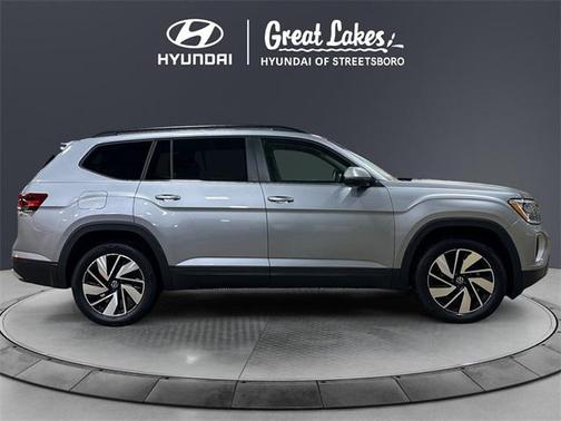 2024 Volkswagen Atlas 2.0T SE w/Technology 4MOTION