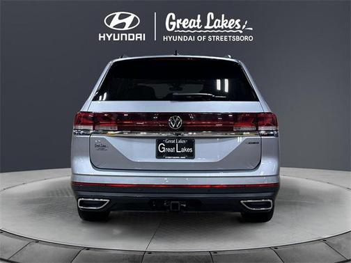 2024 Volkswagen Atlas 2.0T SE w/Technology 4MOTION