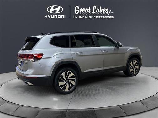 2024 Volkswagen Atlas 2.0T SE w/Technology 4MOTION
