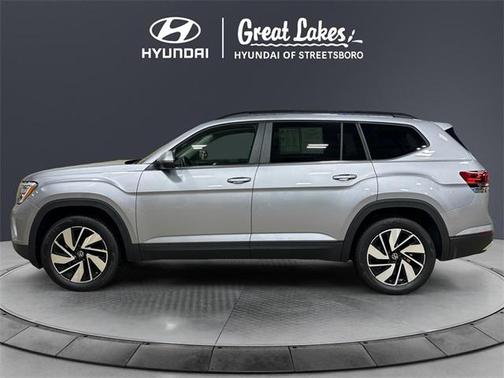 2024 Volkswagen Atlas 2.0T SE w/Technology 4MOTION