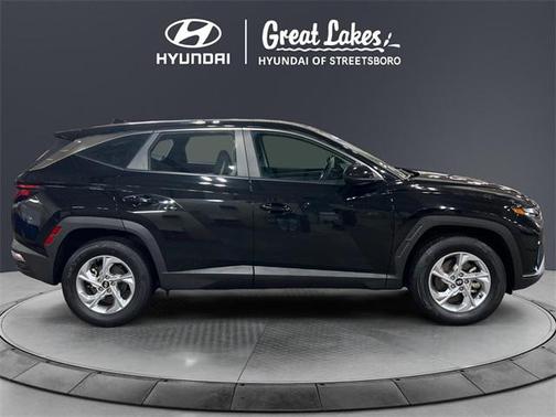 2023 Hyundai TUCSON SE