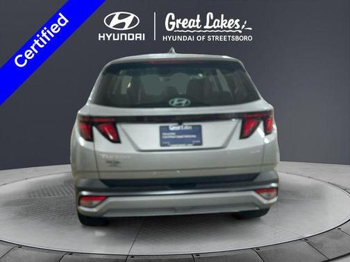 2026 Hyundai TUCSON SE