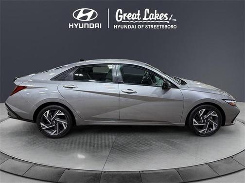 2025 Hyundai ELANTRA Sport