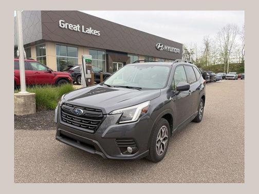 Magnetite Gray Metallic 2023 Subaru Forester Premium