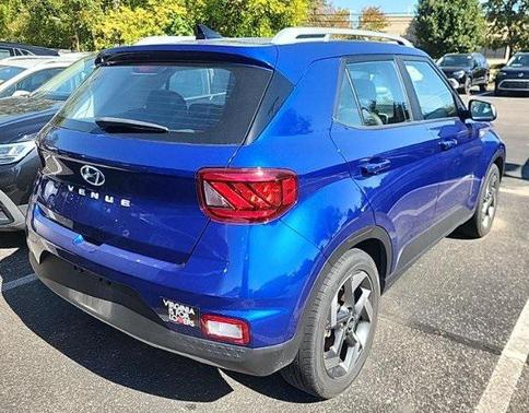 2022 Hyundai VENUE Limited