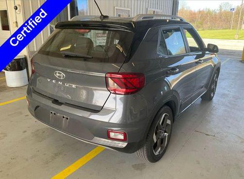 Ecotronic Gray 2023 Hyundai VENUE Limited