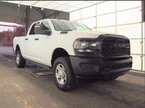 2024 RAM 2500 Tradesman Crew Cab 4x4 6'4' Box