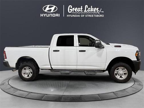 2024 RAM 2500 Tradesman Crew Cab 4x4 6'4' Box