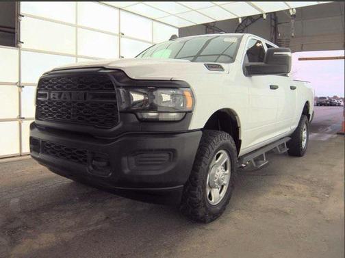 2024 RAM 2500 Tradesman Crew Cab 4x4 6'4' Box
